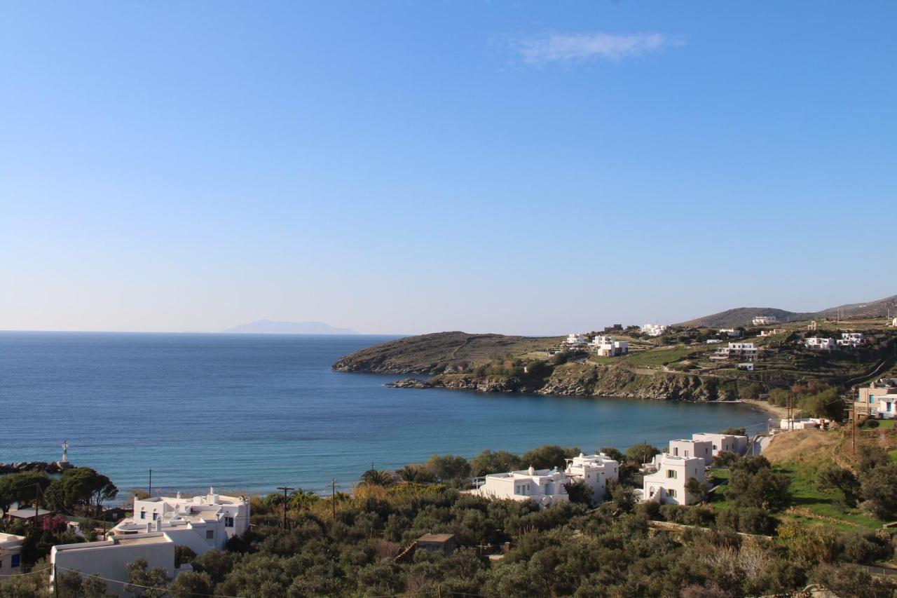 Cozy Guesthouse - Agios Romanos Exterior photo