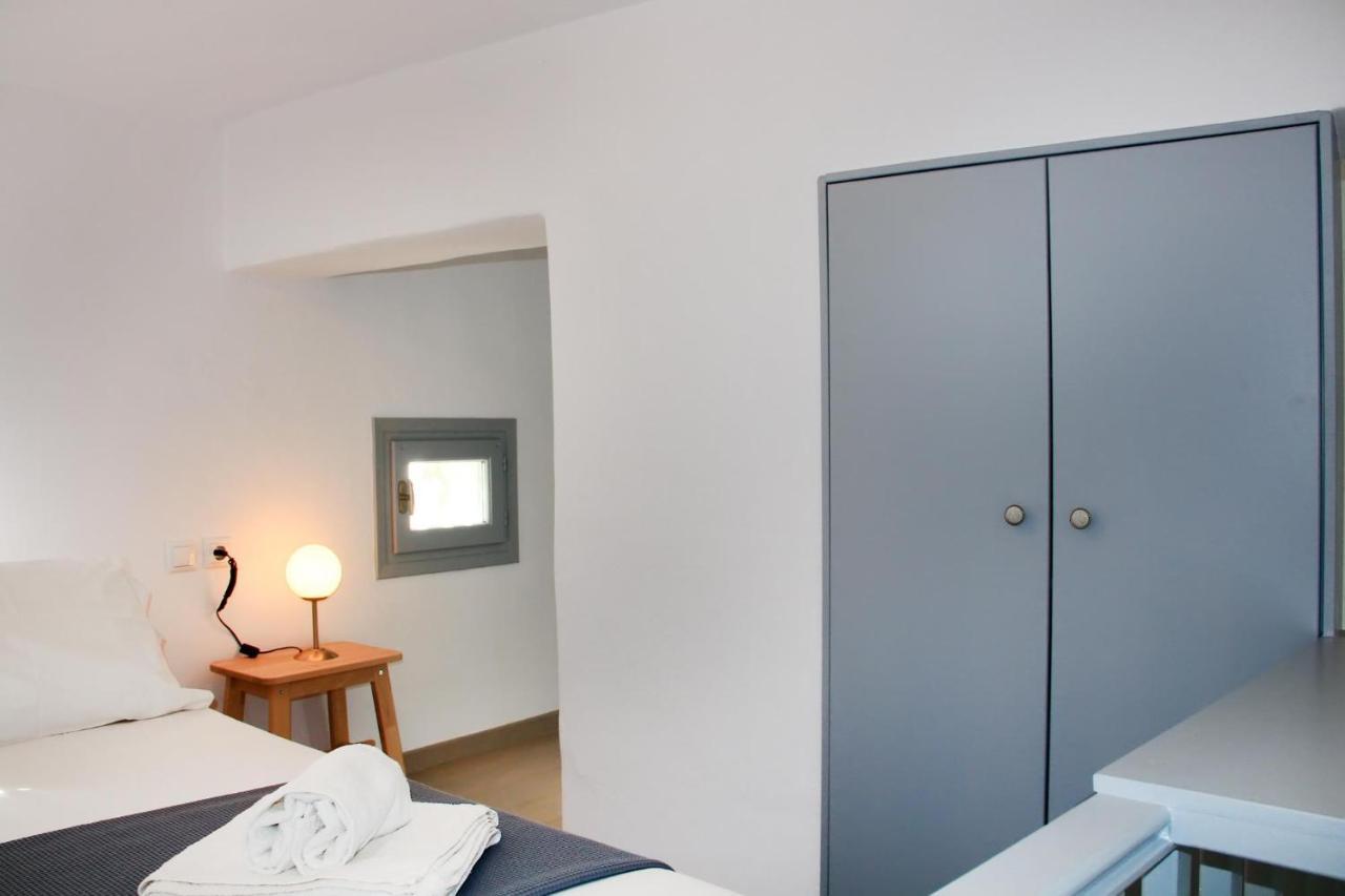 Cozy Guesthouse - Agios Romanos Exterior photo